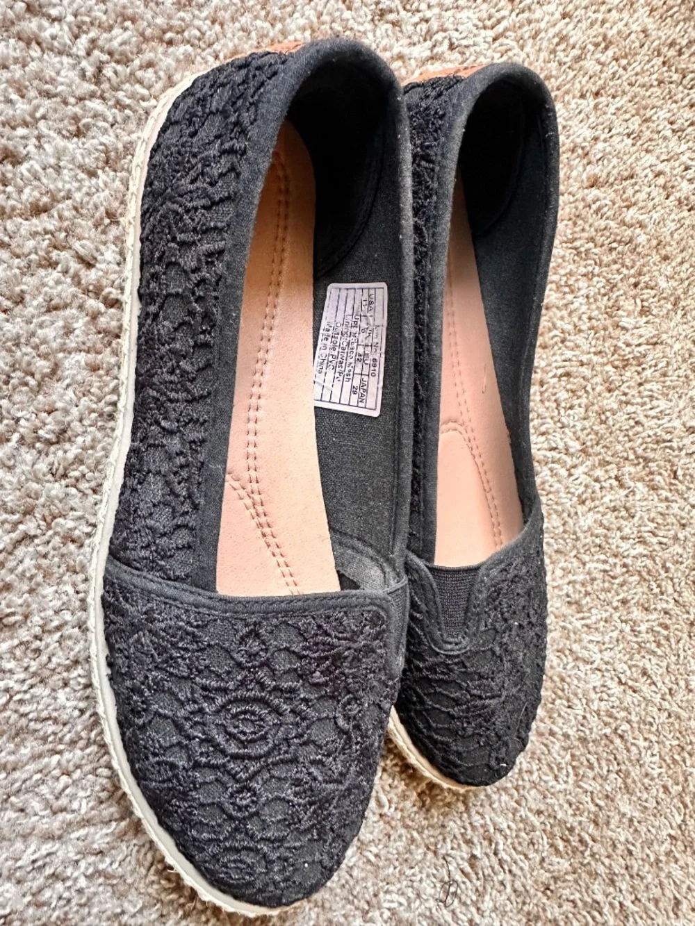 Black espadrille